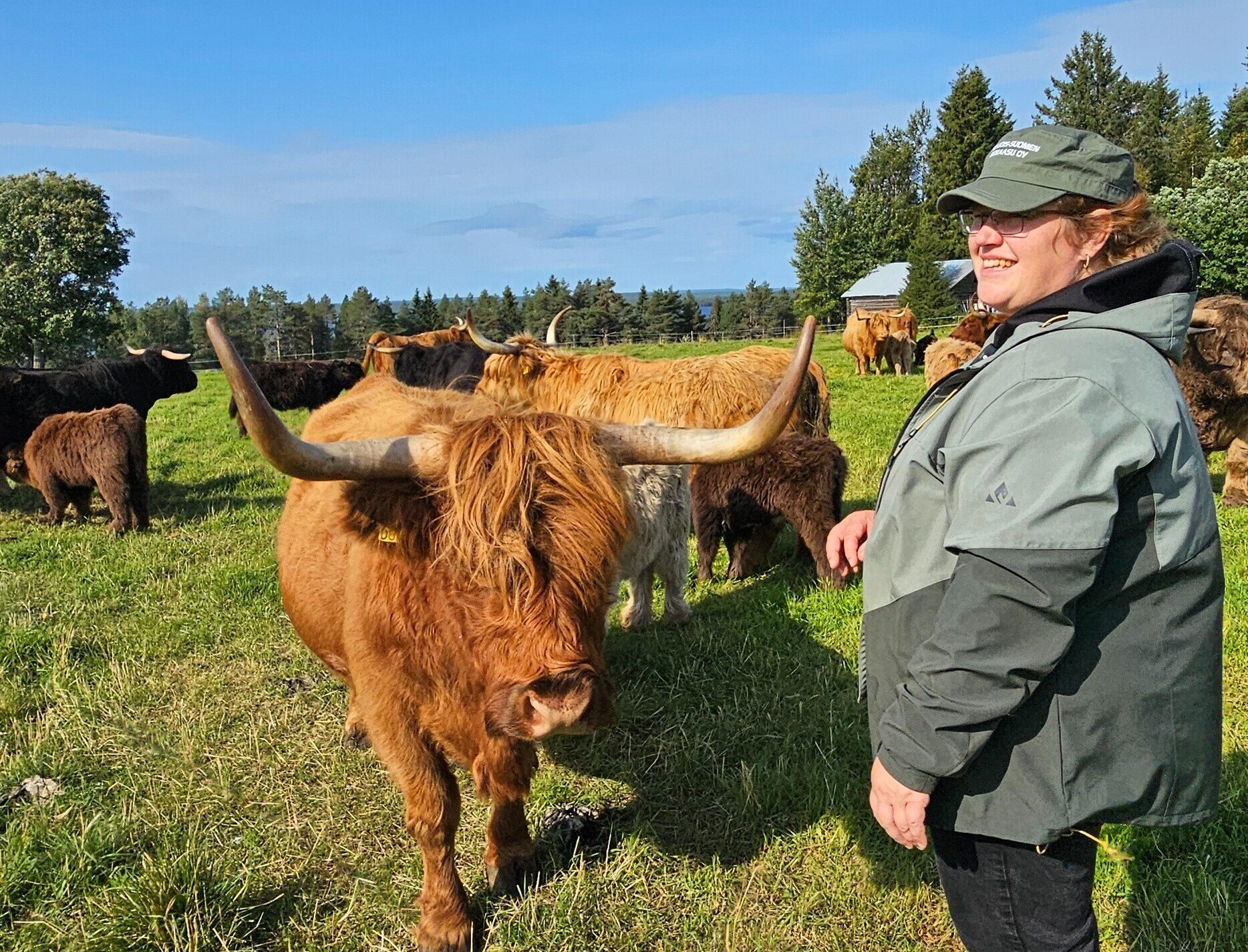 Maatalousyrittäjä Eija Nurmela Keskitalon luomutilalta Ranualta sanoo, että odotukset ovat korkealla biokaasulaitoksen tuomista mahdollisuuksista.